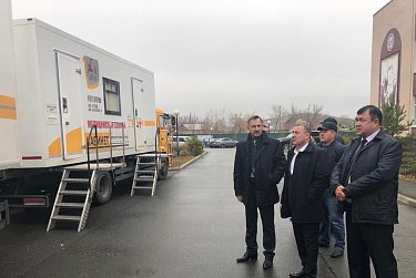 Мобильная поликлиника приехала в Кувандык